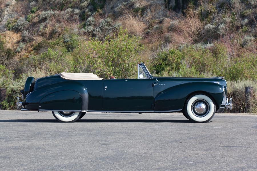  Lincoln Continental Cabriolet 1941 года  (фото 12 из 19)